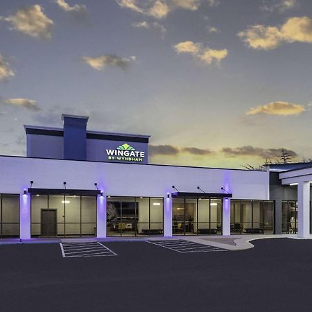 Wingate By Wyndham Wichita Airport Hotel Exterior foto